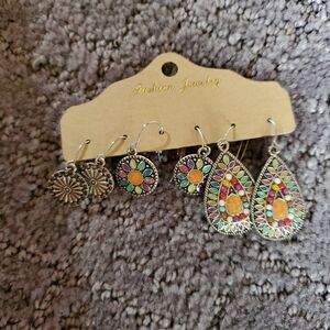 Colorful Fashion Jewelry Earrings Set